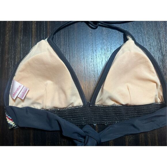 Xhilaration size L black bikini swim top - Picture 6 of 6